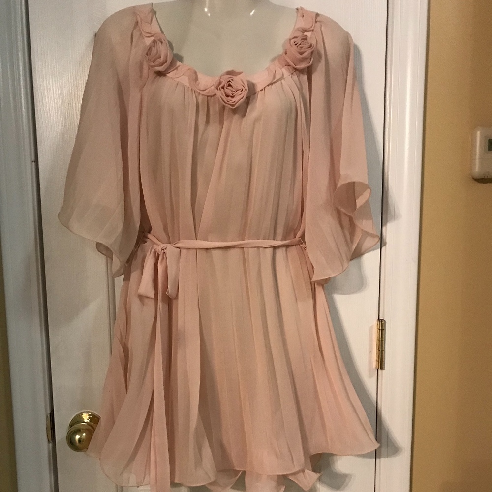 CLOSET BLOW OUT SALE... EVERYTHING MUST GO!!